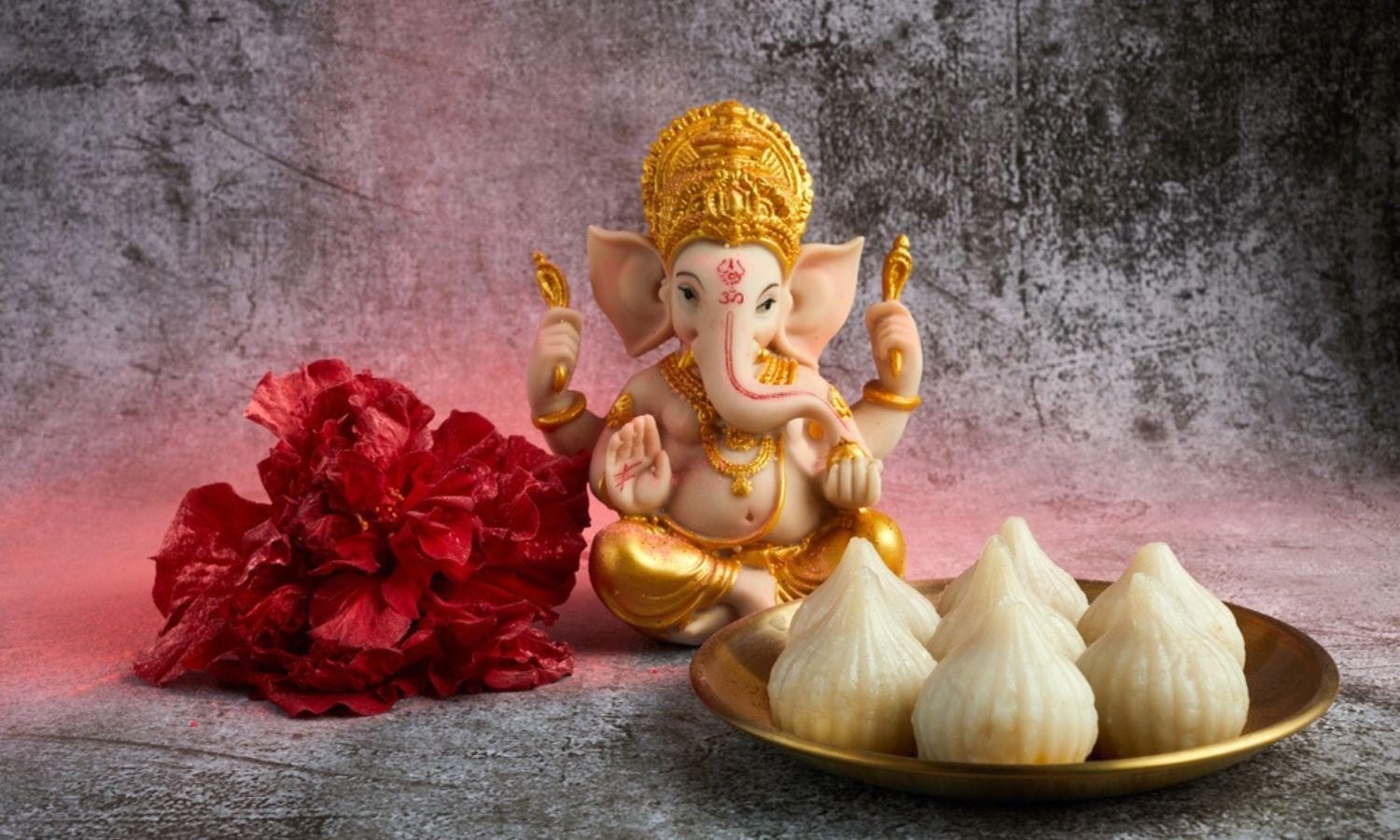 Explore and savour Mumbai's delectable street food as we welcome Bappa ...