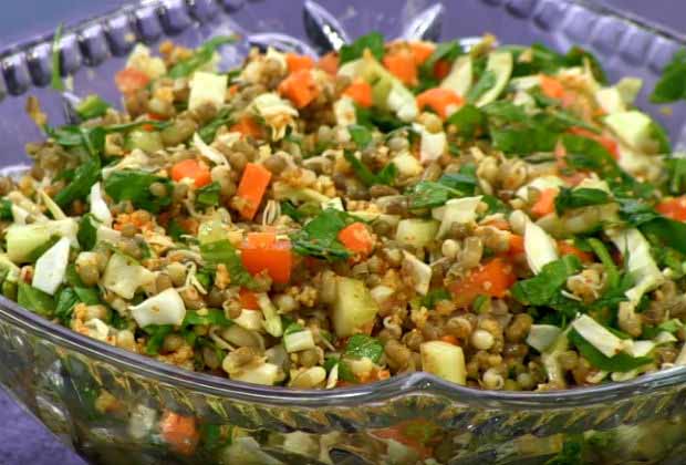 How to Make Matki Cha Salad