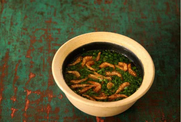 One Pot Recipe: Goan Kismur In Red Rice Kanji