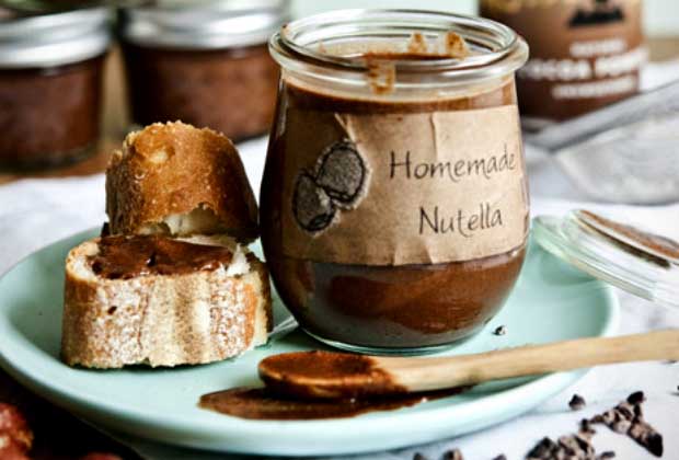 DIY Food: Quick & Easy Homemade Nutella