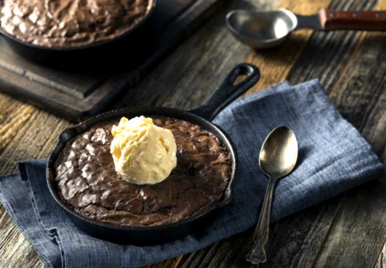 DIY Food: Double Chocolate Pizookie
