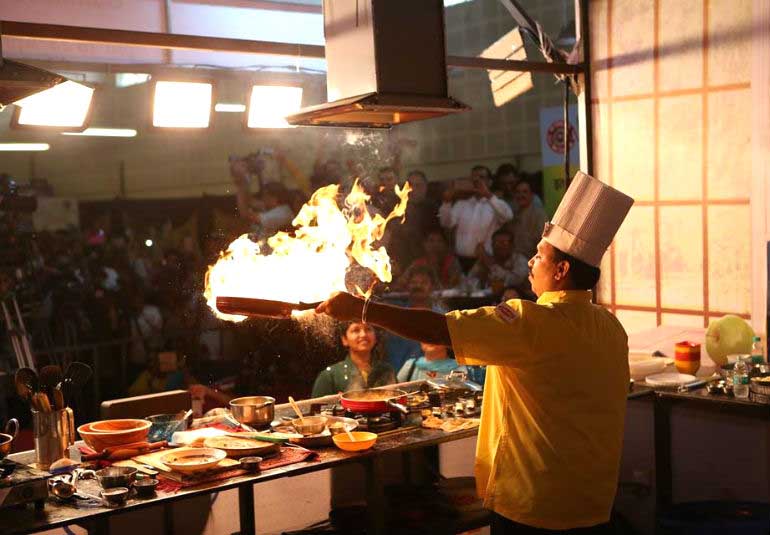 World Record In Food: Chef Vishnu Manohar Cooks For 52 Hours Non-Stop