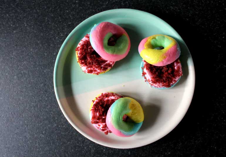 DIY Food: Rainbow Bagels