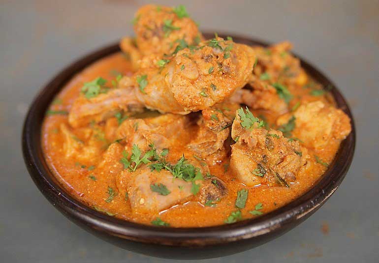Curd Chicken: Luscious Dahi Chicken Recipe in Marathi