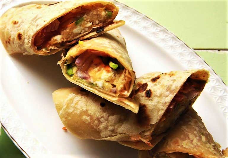 Paneer Frankie Recipe in Sindhi: Tasty Veg Kathi Rolls
