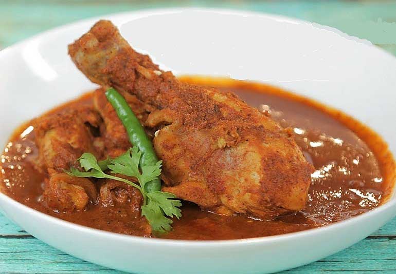 Malwani Chicken Curry - Maharashtrian Chicken Gravy