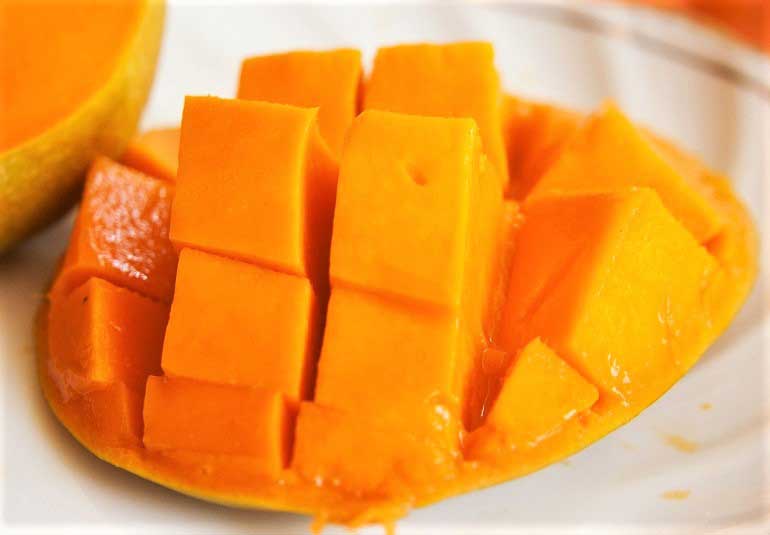 5 Mango Desserts to Beat The Monday Blues